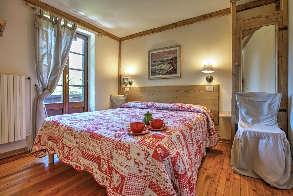 Hotel Locanda Belvedere Courmayeur Exterior photo